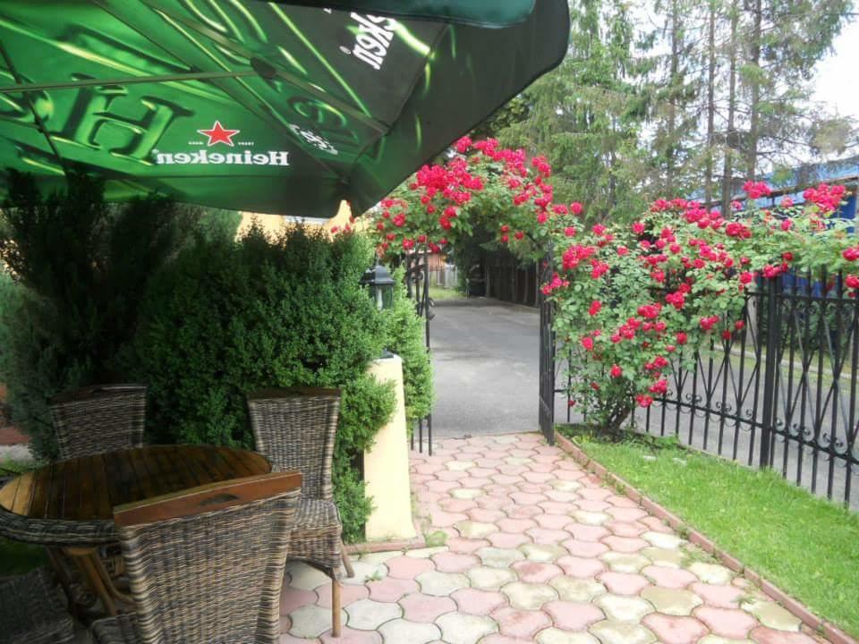 Pensiunea Onix Făgăraş Eksteriør bilde