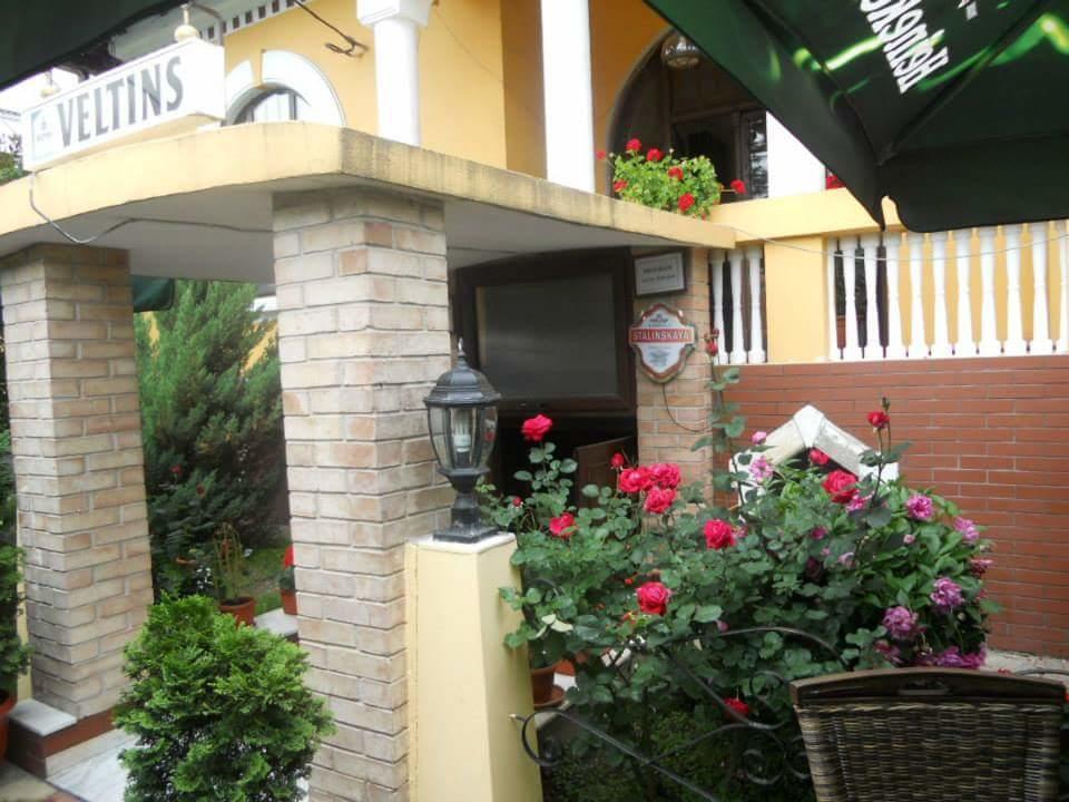Pensiunea Onix Făgăraş Eksteriør bilde